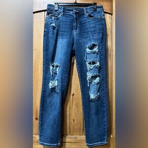 Judy Blue Distressed Boyfriend Jeans in Dark Blue